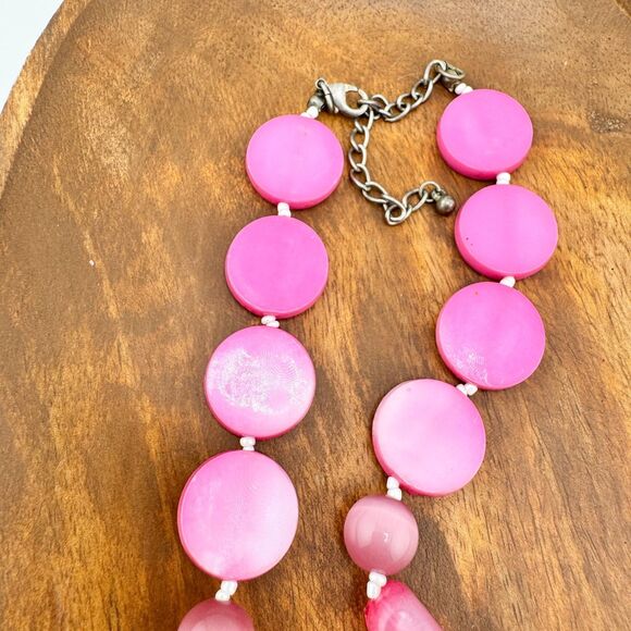 Vintage Bold Pink Statement Necklace Chunky Retro Beaded Pendant Mod Y2K Bright - Picture 10 of 11